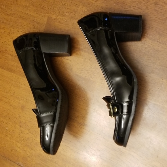 Black shoes size 7.5 - Picture 4 of 9